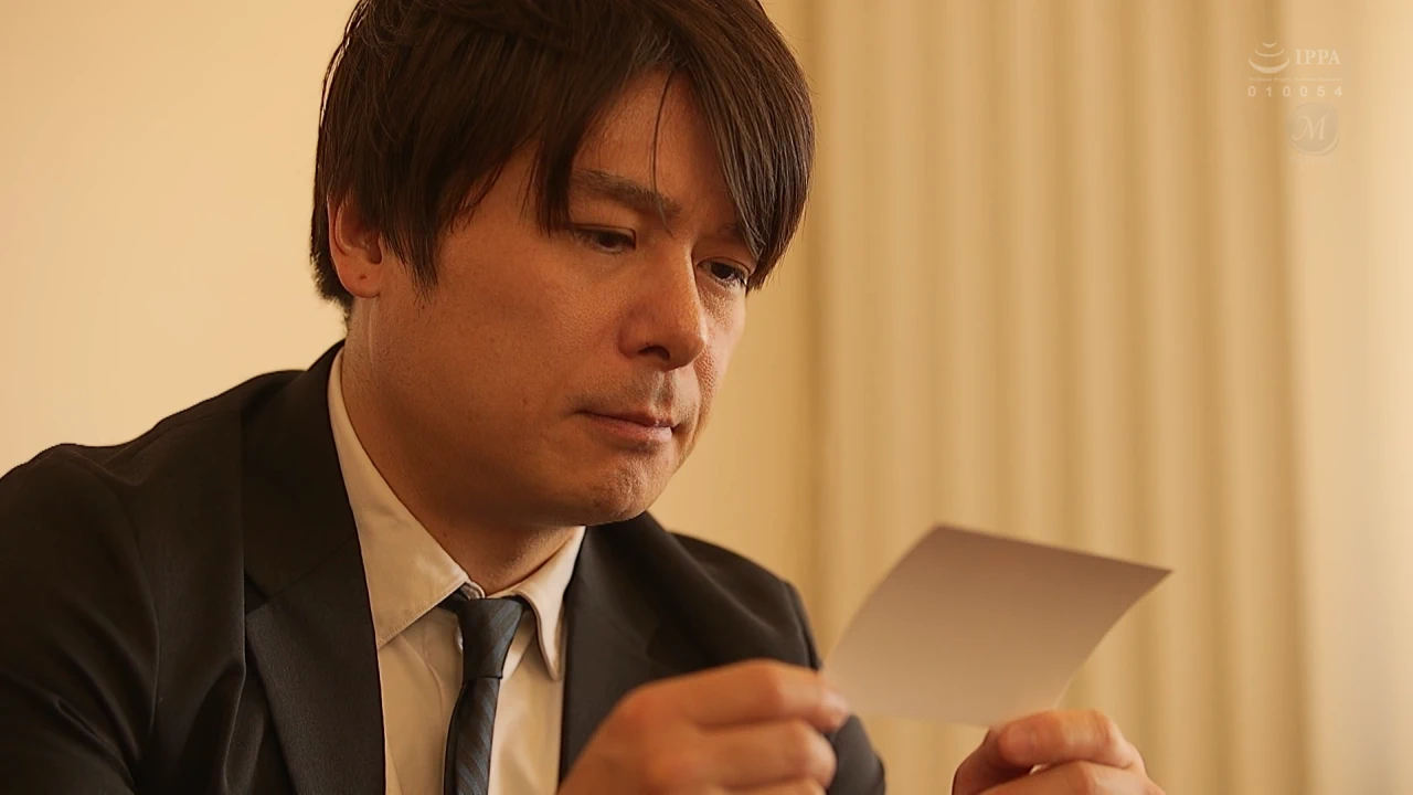 JUQ-757 結婚3年目、最近朝帰り（浮気…？）の多い最愛の妻に嫉妬の上書き中出しSEX