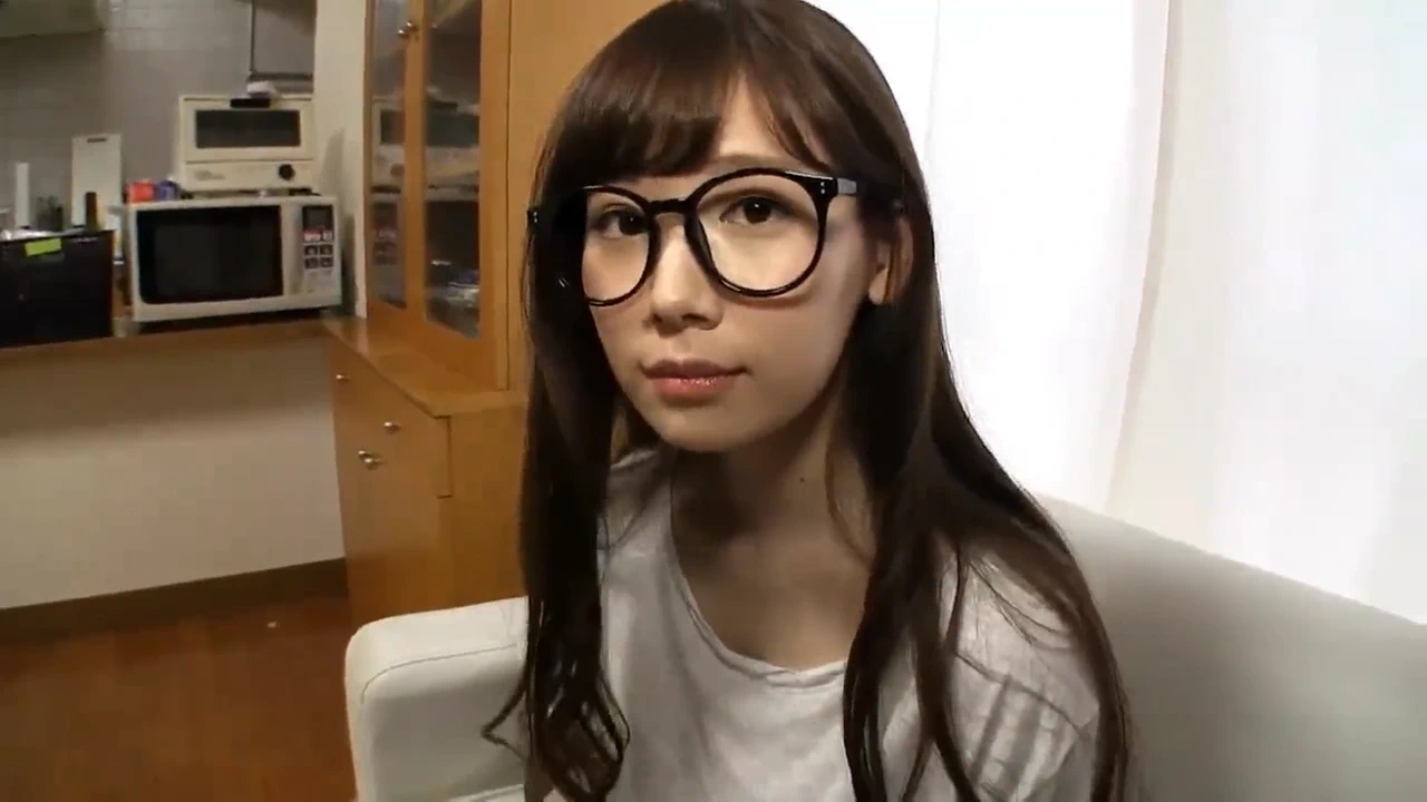 IPZ-985 ボクのことを大好き過ぎるつむぎとイチャつきまくりハメハメしまくり甘い同居性活 明里つむぎ
