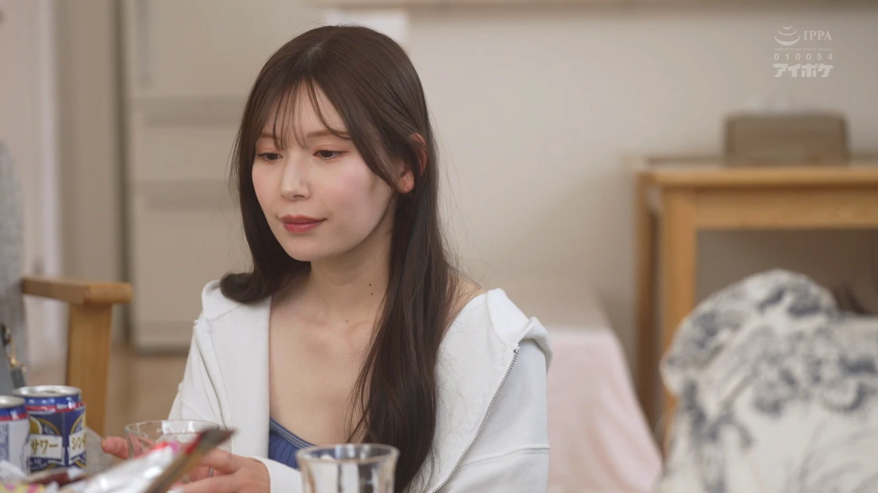 IPZZ-652 俺のことが昔から大好きな幼馴染に1ヶ月の禁欲をさせて彼女不在中にハメまくった甘くも切ない3日間 明里つむぎ