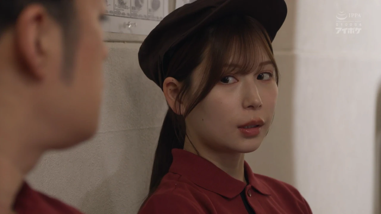 IPZZ-674 【現実であった生々しいノンフィクションストーリー】 牛丼屋で働く既婚者の私が女として見てくれる年下学生との不貞中出し性交にハマった理由