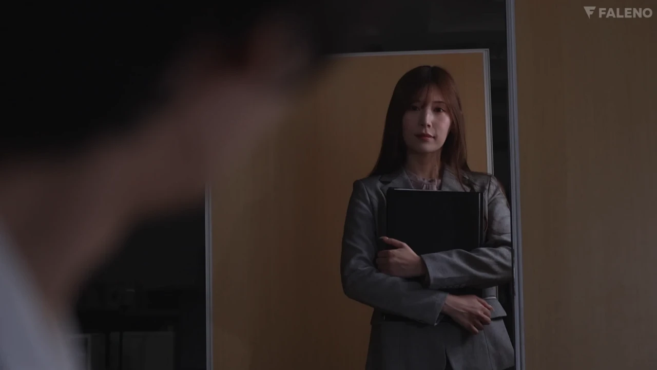 FNS-154 総務部フェラチオ課のお仕事 疲れマラに強烈に効くおしゃぶりご奉仕で社員を癒す美人女子社員 明里つむぎ